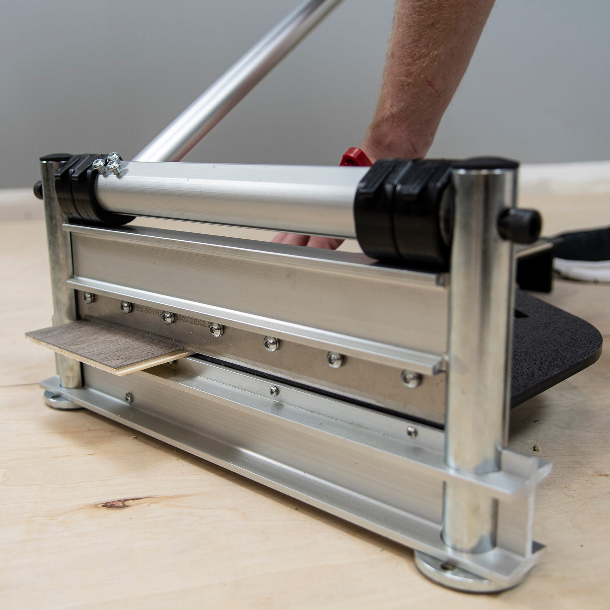 13" Cutter for Laminate%2C Engineered Wood and Vinyl Flooring - 3