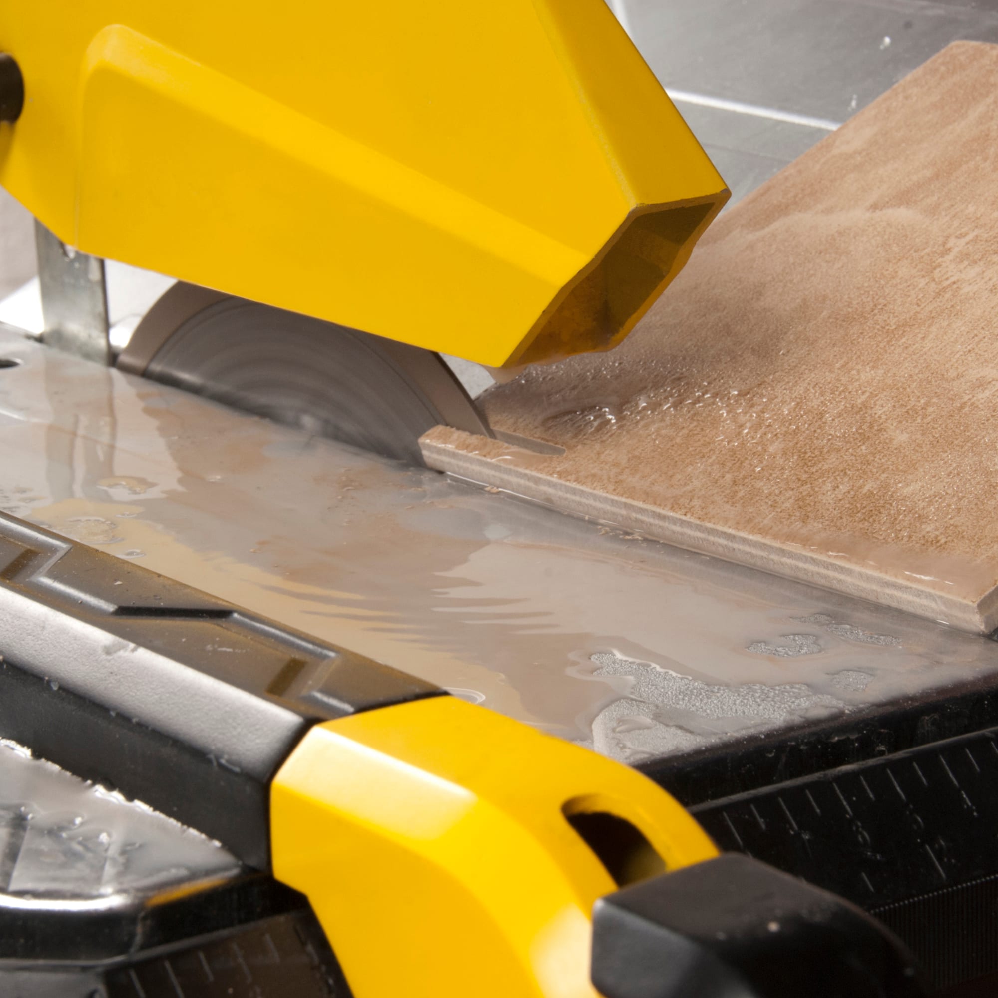 7" Continuous Rim%2C Premium Diamond Saw Blade for Wet Cuts - 3